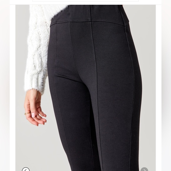 🍁New Francesca’s Chellie Black Ponte Leggings - Picture 5 of 6